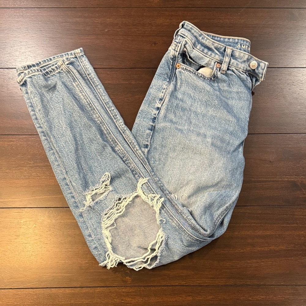 American Eagle Outfitters Distressed Blue Straight Leg Jeans - Picture 4 of 6